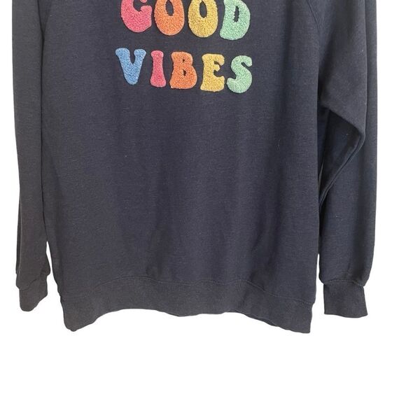 Wildfox "Good Vibes" Sweatshirt Small Blue Multicolored Size Small - Picture 5 of 8